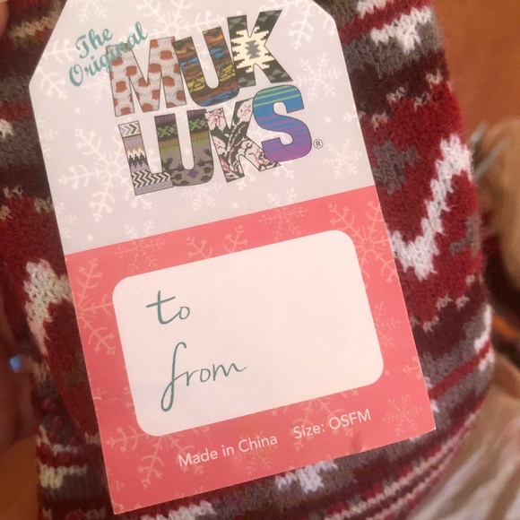 NWT✨ Muk Luks Fuzzy Soft Slipper Knit Socks Grips - Picture 4 of 4